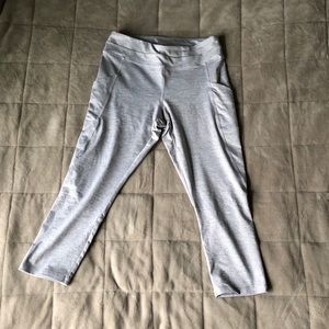 Forever 21 Capri Leggings